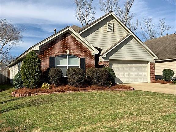3rd image of 588 Glenmede Ln