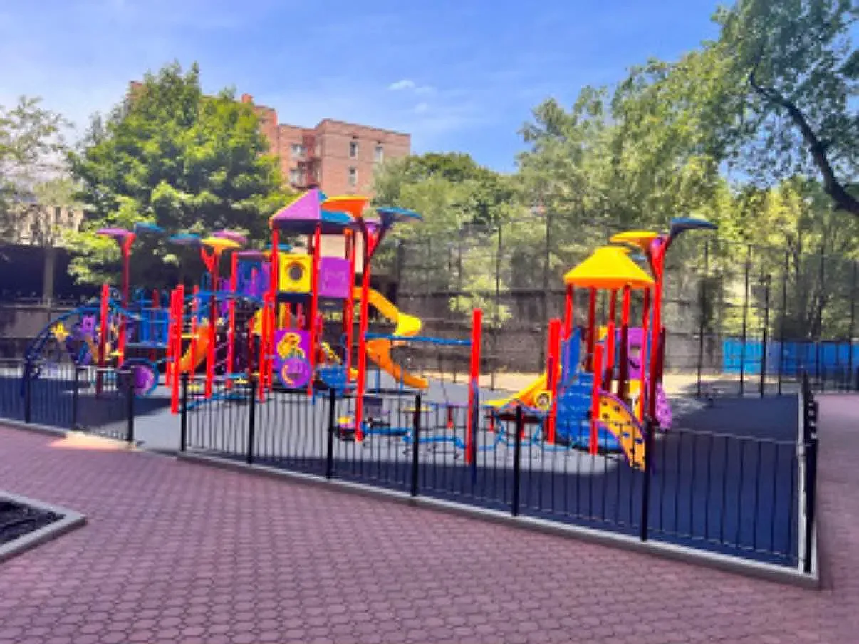 1655 Flatbush Avenue — Photo 4