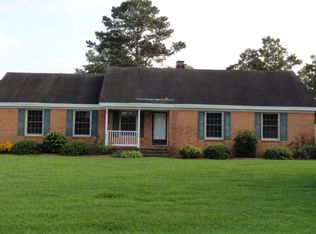 102 Knight St, Washington, NC 27889