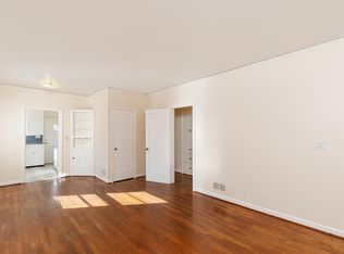 610 SE Cesar E Chavez Blvd APT 7, Portland, OR