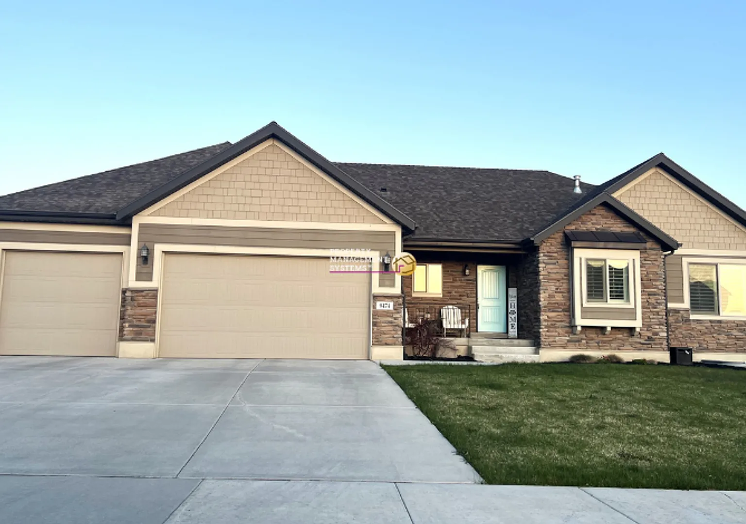 Beautiful 6 Bedroom Home in West Jordan! — Photo 1