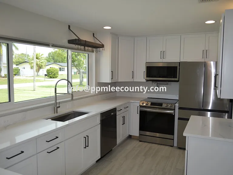 5215 Rutland Ct — Photo 19