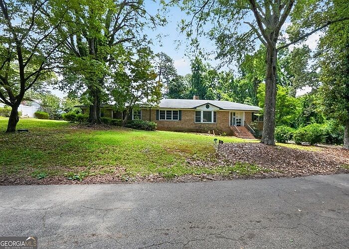 1st image of 43 Mountain View Dr