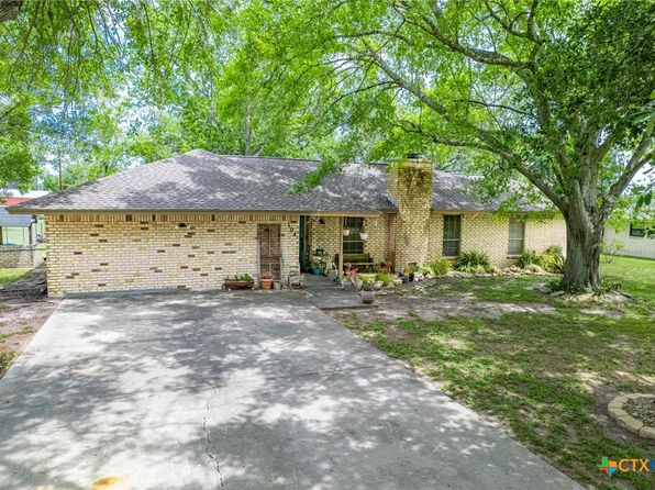 108 Elaine St, Victoria, TX 77904