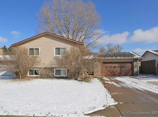 5215 Hickory Pl, Cheyenne, WY 82009