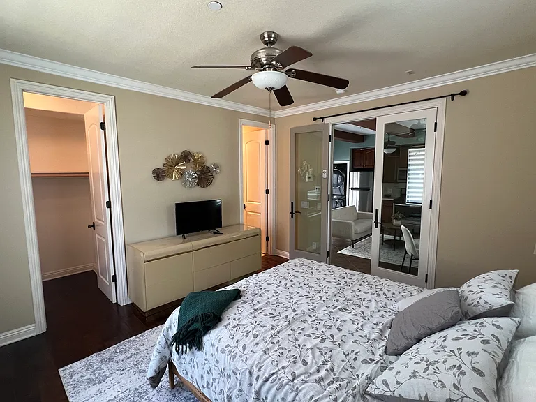 16611 Catena Dr — Photo 13
