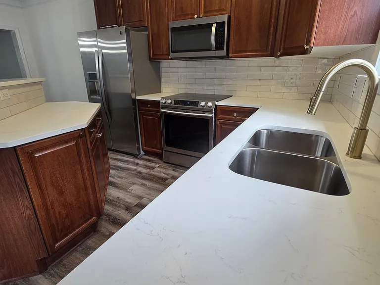 7025 Sunnywood Dr — Photo 7