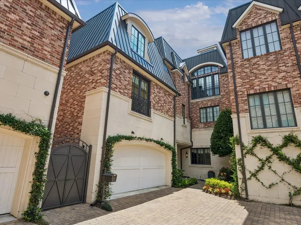 1246 Place Royale Way, Houston, TX 77056