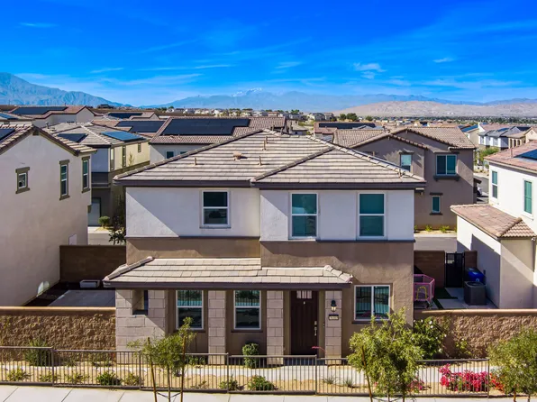 76305 Columbia Dr, Palm Desert, CA 92211