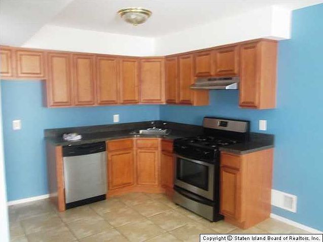 2nd image of 18 Julie Ct #A
