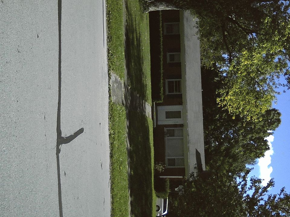 Nice, well cared for home.