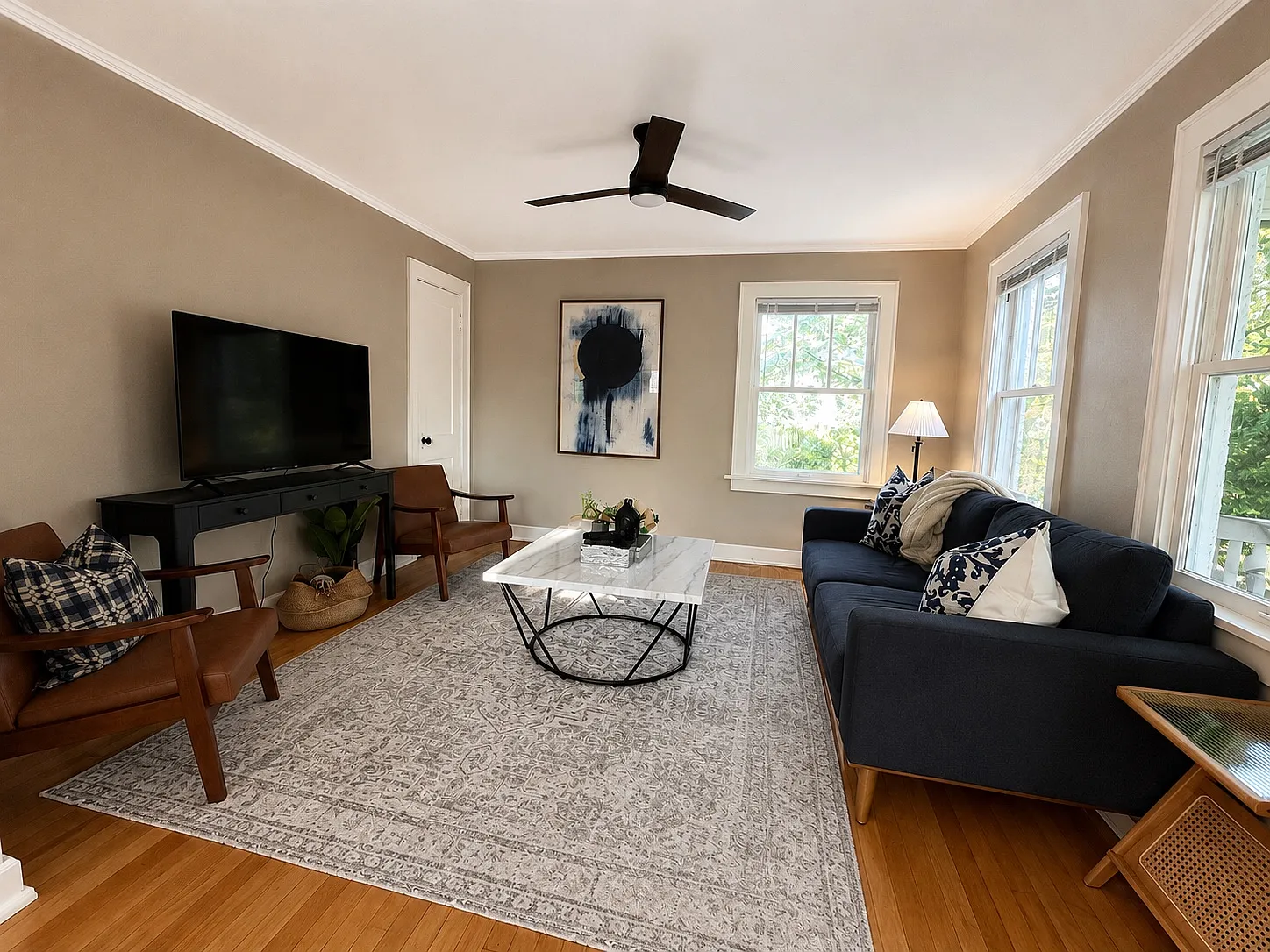 3 bed, 1.5 bath, 1812 sqft, $4,000 — Photo 4