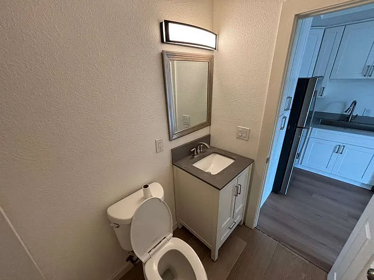 907 D Ave #2 — Photo 11