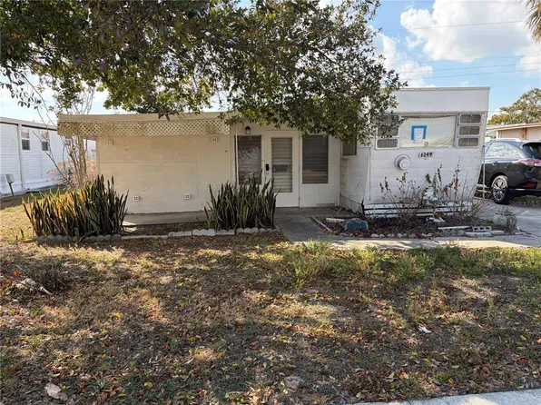 6349 20th St, Zephyrhills, FL 33542