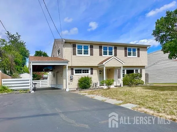 15 Andover Rd, Old Bridge, NJ 08857