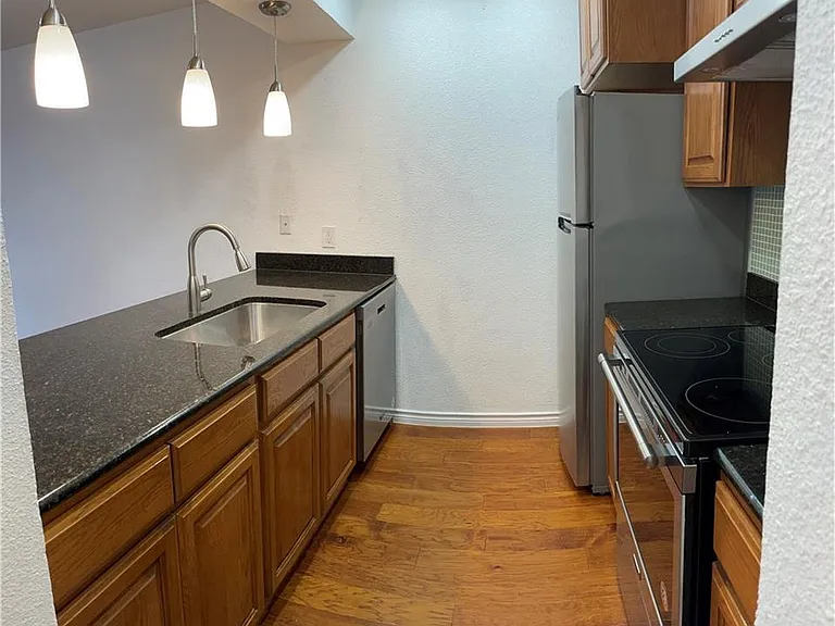 6501 E Hill Dr #203 — Photo 12