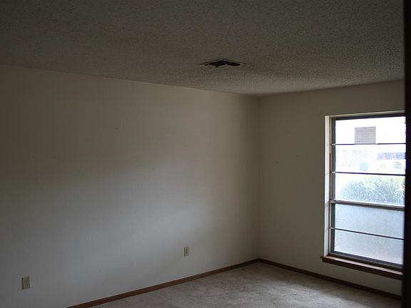 2nd image of 7503 NW Morrocco Dr