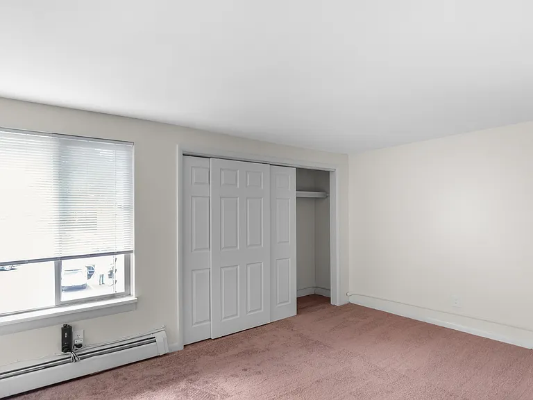 Clay Court Apartments — Photo 93