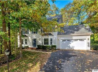 1104 River Oaks Ln, Charlottesville, VA 22901