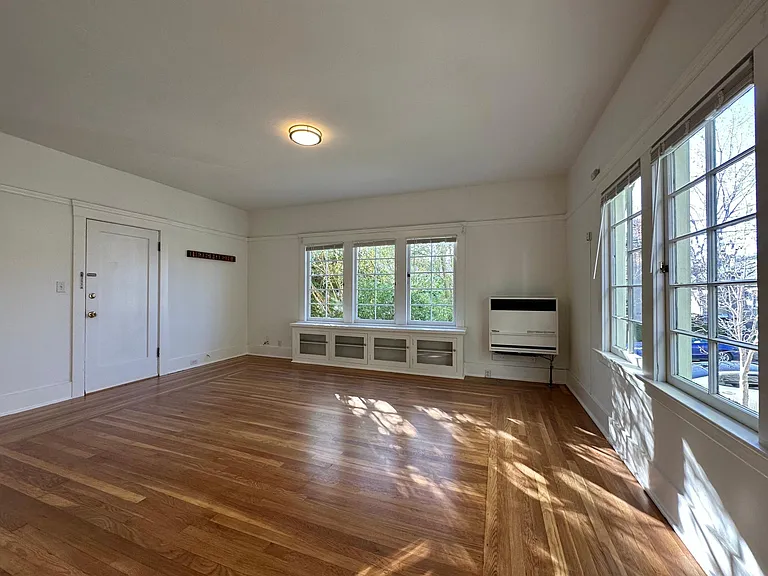 1569 Spruce St #5 — Photo 4