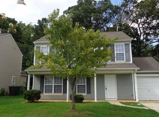 5326 Peachwood Dr, Charlotte, NC 28216