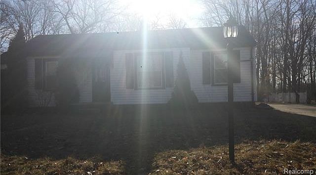 1st image of 33901 Wadsworth St