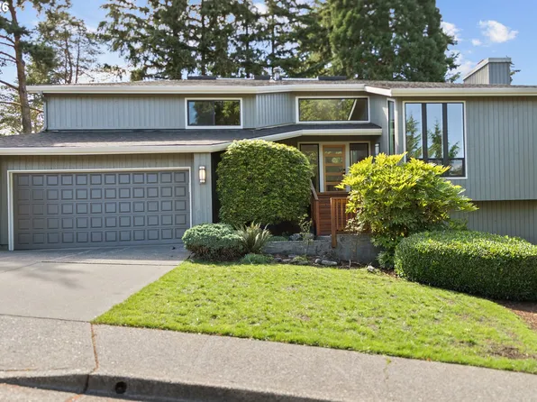 1410 Woodland Ter, Lake Oswego, OR 97034