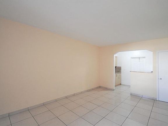 3rd image of 1208 71st St APT 1