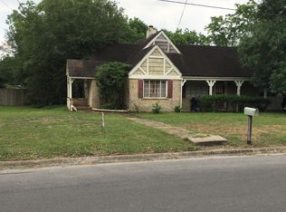1608 Saint Vincent St, Gonzales, TX 78629