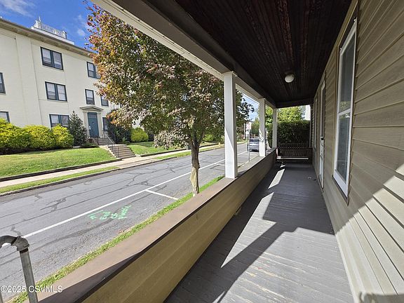 5th image of 52 N 8th St