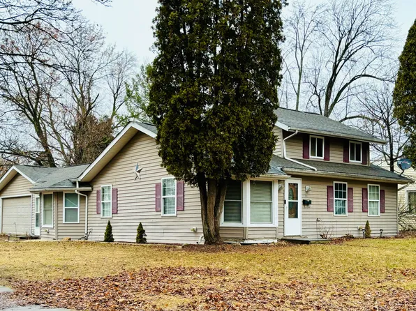 1101 Terpenning St, Albion, MI 49224