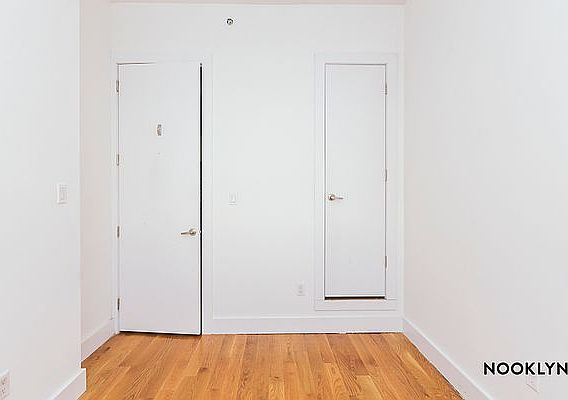 3rd image of 36 Meserole St #2