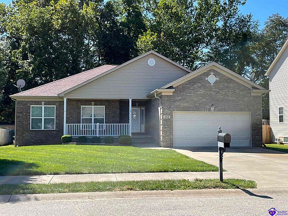 2nd image of 363 Vineland Place Dr