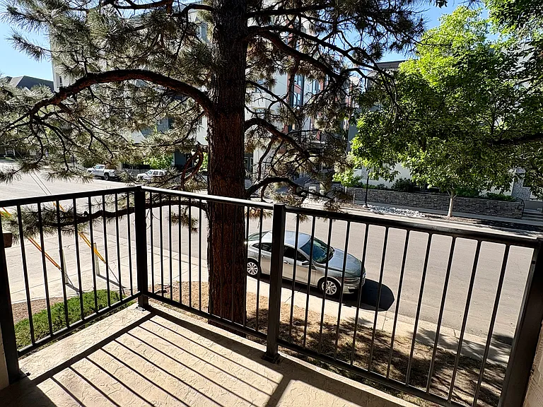 171 S Jackson St #101 — Photo 25