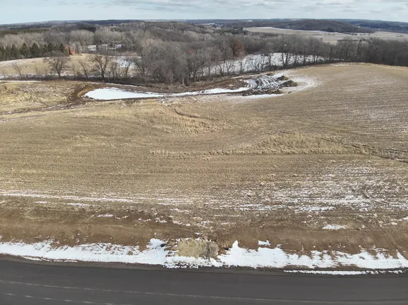 2 Candy Ln, River Falls, WI 54022