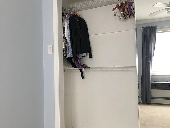 4th image of 4 Anchorage Ln #1B