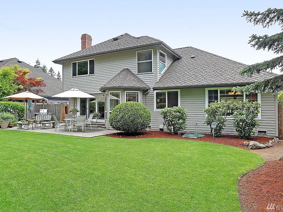 2nd image of 24413 SE 44th Ct