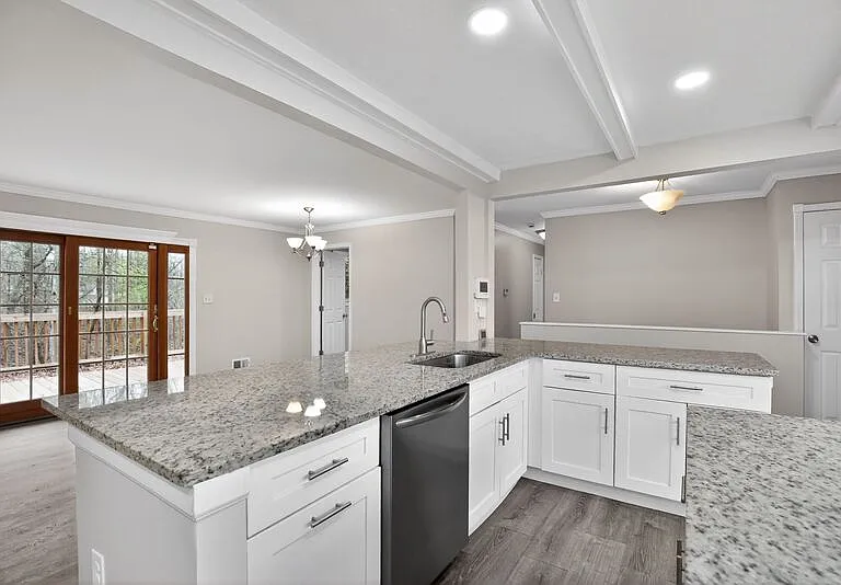 8512 Rose Marie Dr — Photo 4