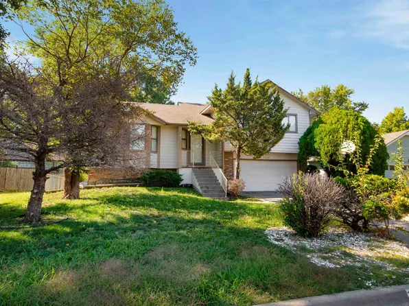 7325 E Winterberry St, Wichita, KS 67226
