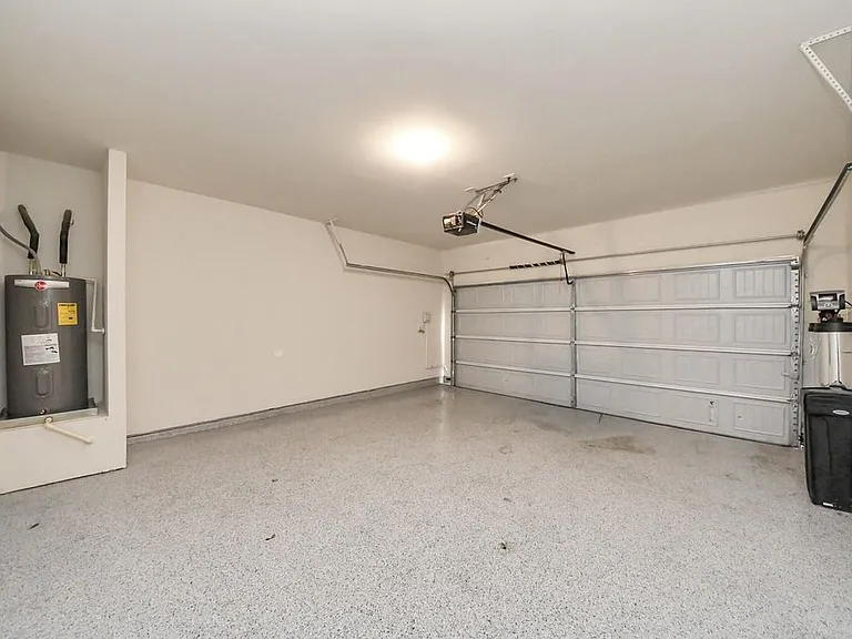 10325 Harmon Smith Dr — Photo 32