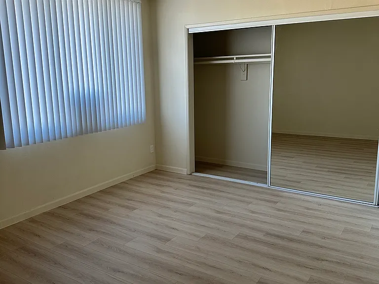 7651 Vineland Ave #211 — Photo 7