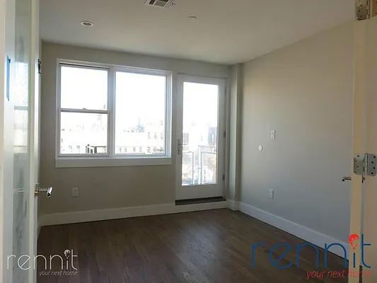 Rented by Rennit Inc. | media 40