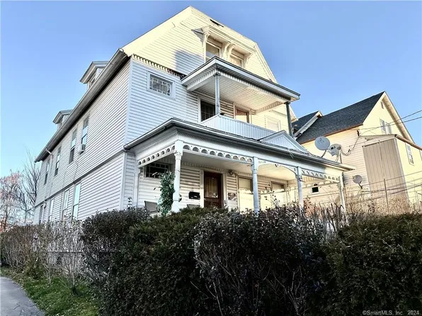 16 Benton Street, Hartford, CT 06114