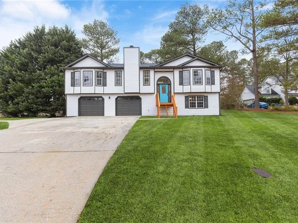 934 Bay Ridge Dr, Lawrenceville, GA 30045