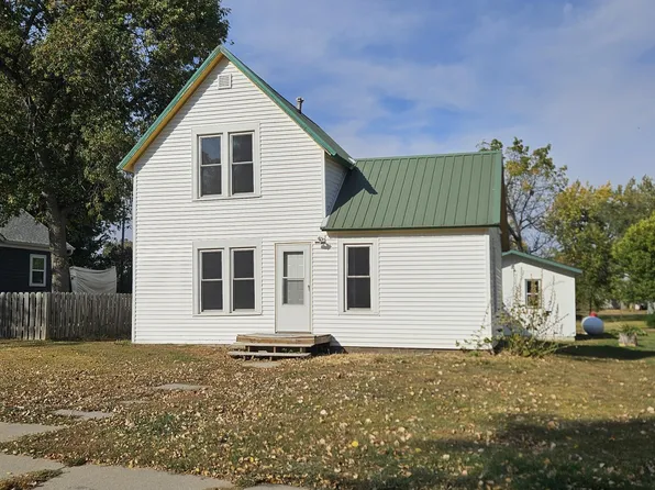 1006 5th St, Britton, SD 57430