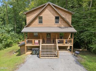 1615 Bear Valley Rd, Sevierville, TN 37876