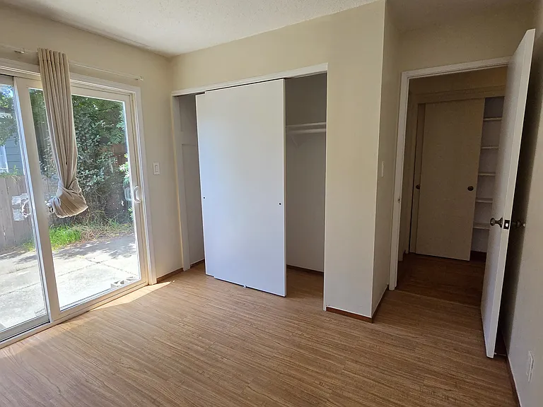 Rear bedroom
