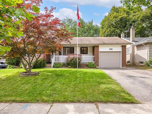 2nd image of 39 Wren Cres