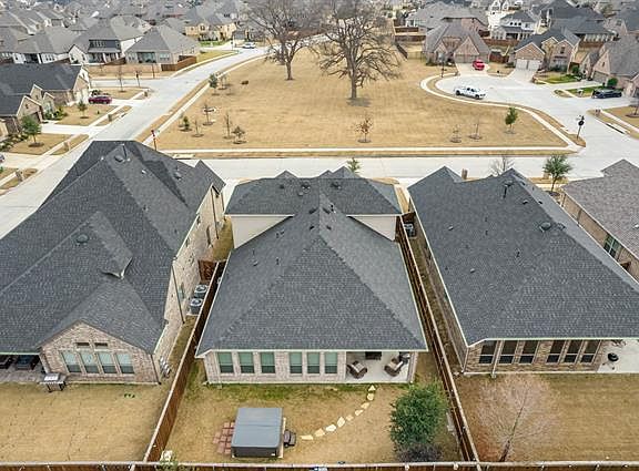 2nd image of 513 Lake Weatherford