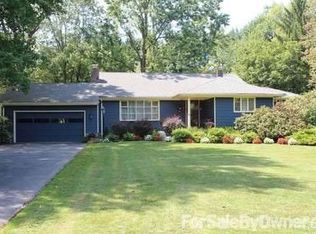 11 Orchard Dr, Flemington, NJ 08822